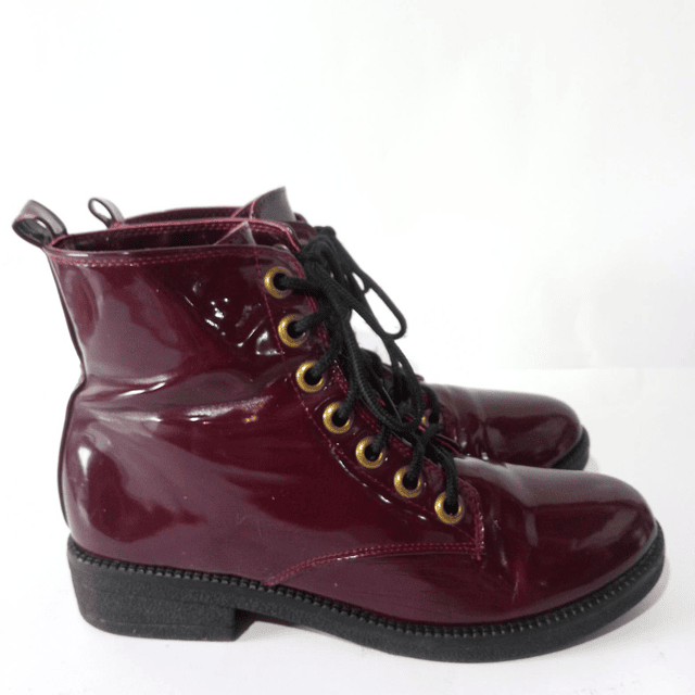 Dirty Laundry , 37 2