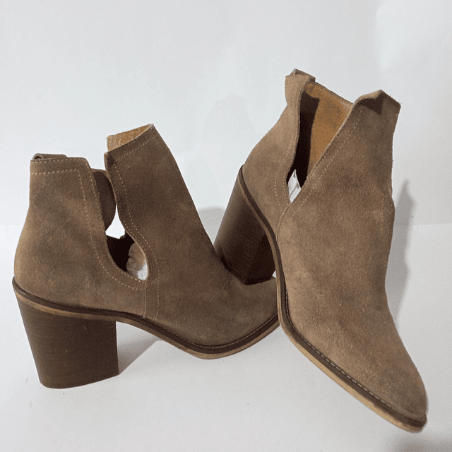 Steve Madden , reno , 37 2