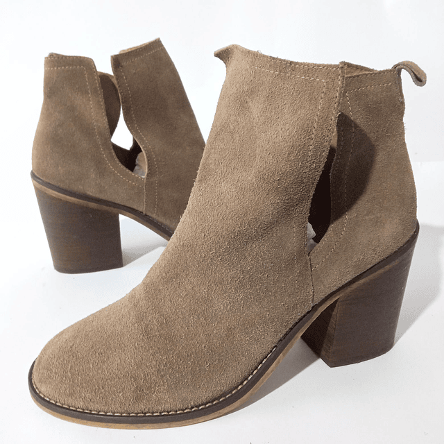 Steve Madden , reno , 37 1