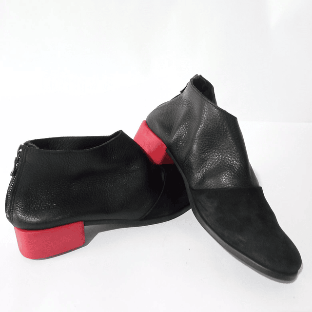 Arche , cuero , 39 2