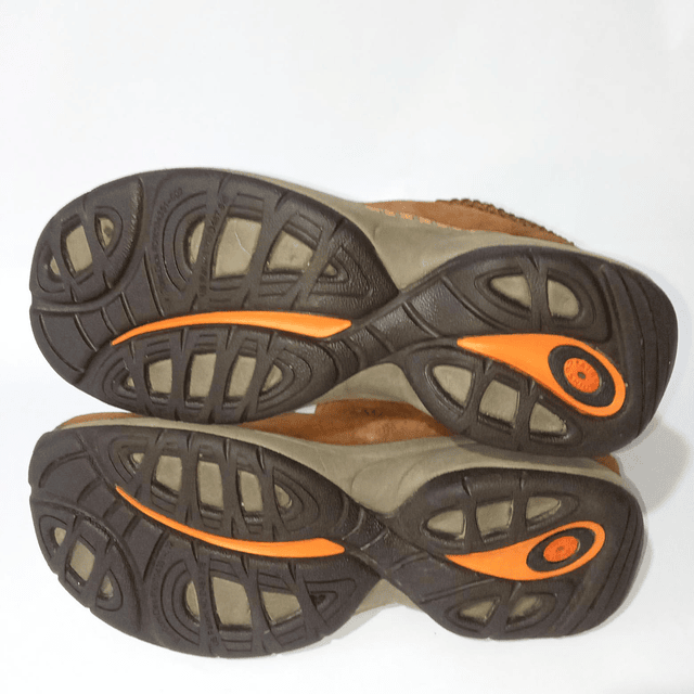 Merrell , reno , 39 8