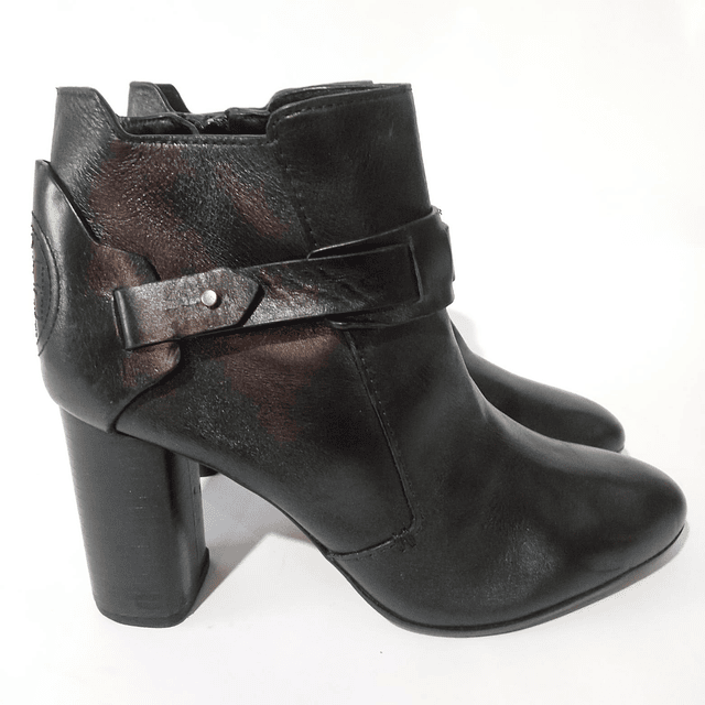 Tory Burch , cuero , 39 3