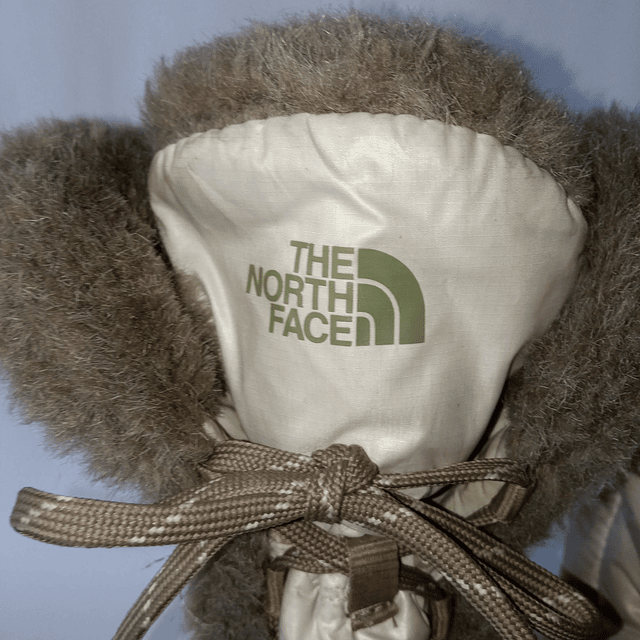 The North Face , 38 4