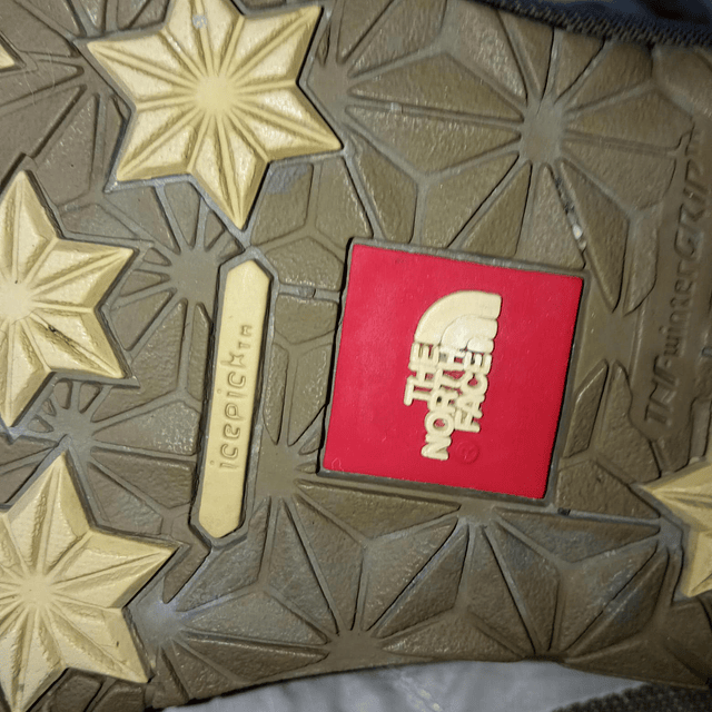 The North Face , 38 11