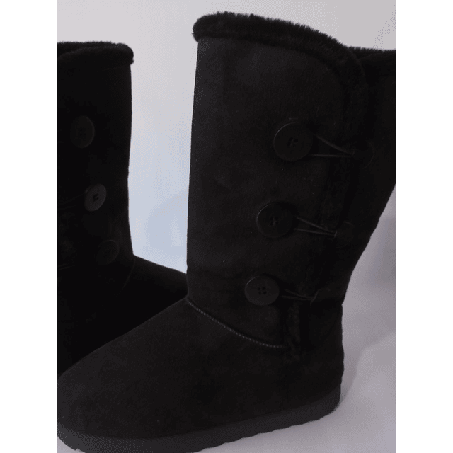 Olivia Miller , 40 2