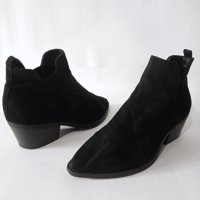 Universal Trends , 36,5 1