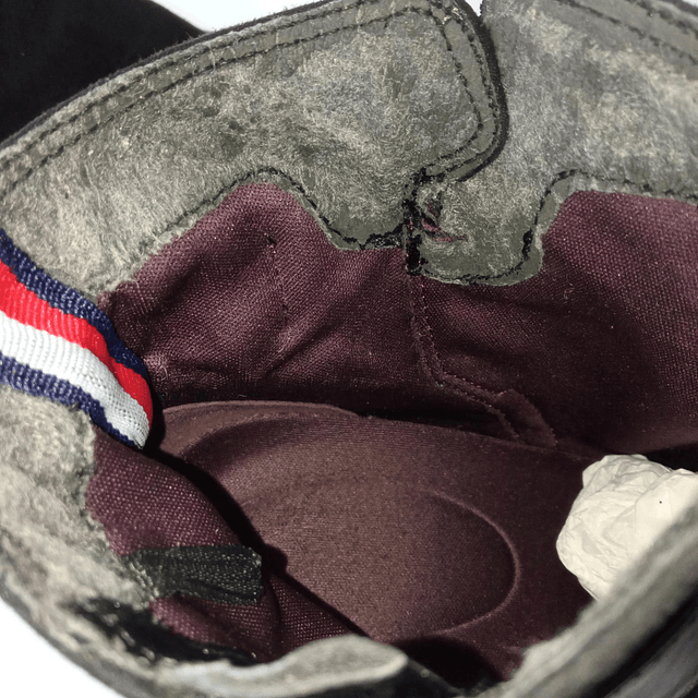 Tommy Hilfiger , 38 5