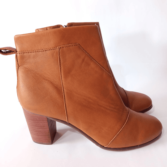 Toms , cuero , 42 6