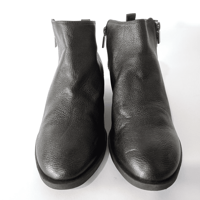 Kenneth Cole , cuero , 39 8