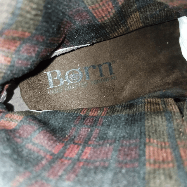 Born , cuero , 39,5 7