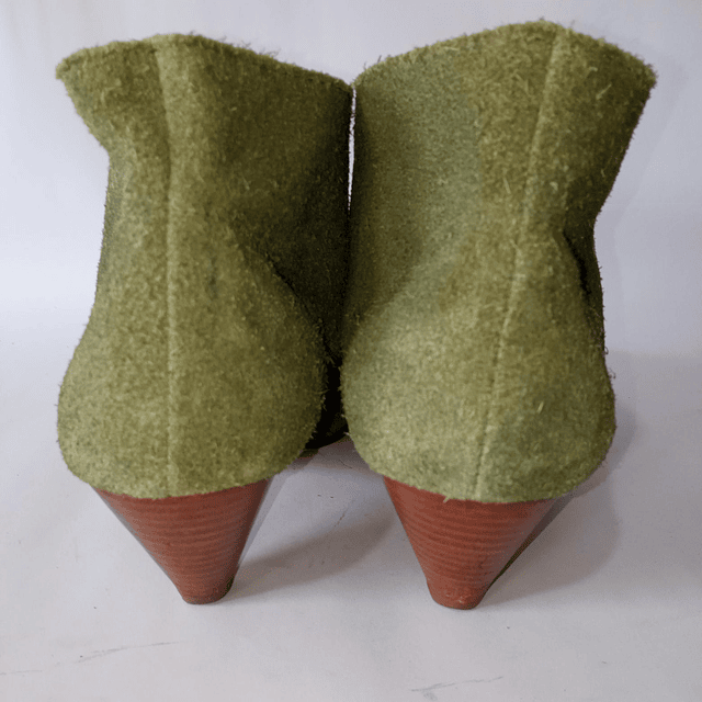 LL Bean , reno , 41 3