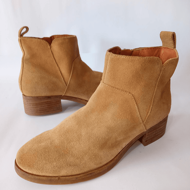 Lucky Brand , reno ,36,5 1