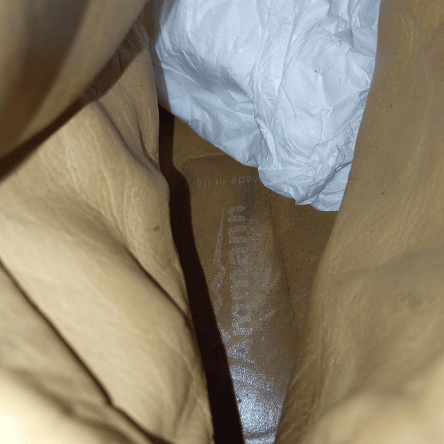 Amman , cuero , 39 4