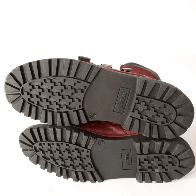 Amman , cuero , 39 8