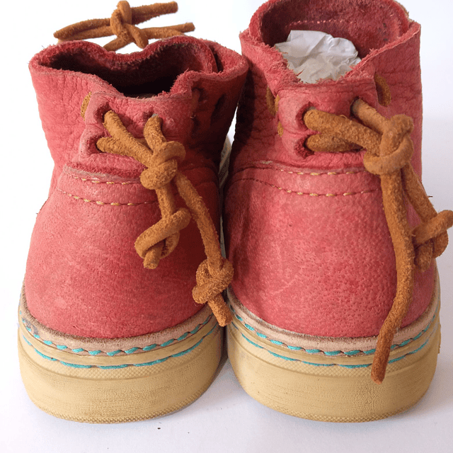 Satorisan , cuero ,37 5