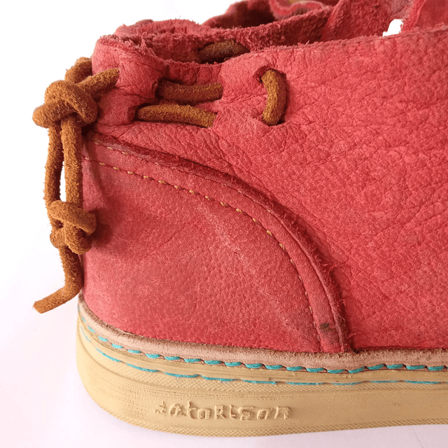 Satorisan , cuero ,37 9