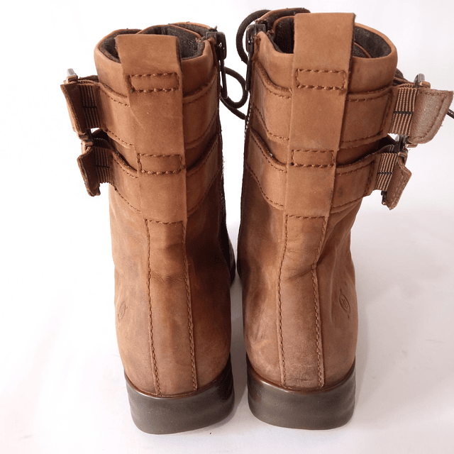 Born , cuero , 37,5 7