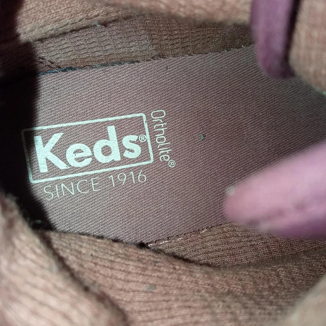 Keds . 40 5