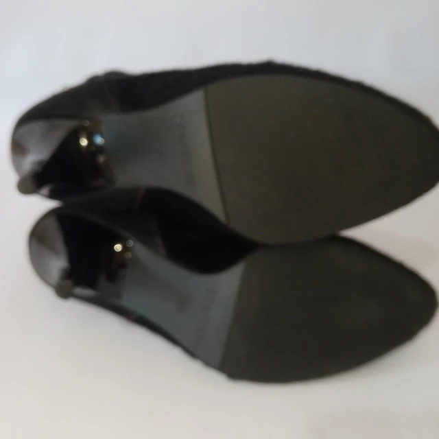 Emily Stacato , cuero , 36 5