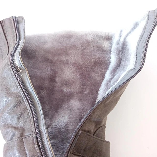 Bare Traps , 36,5  7