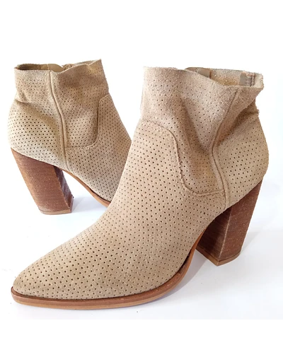 Vince Camuto , reno ,36,5