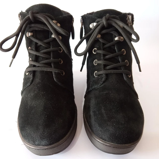 Denver Hayes , reno , 36 3