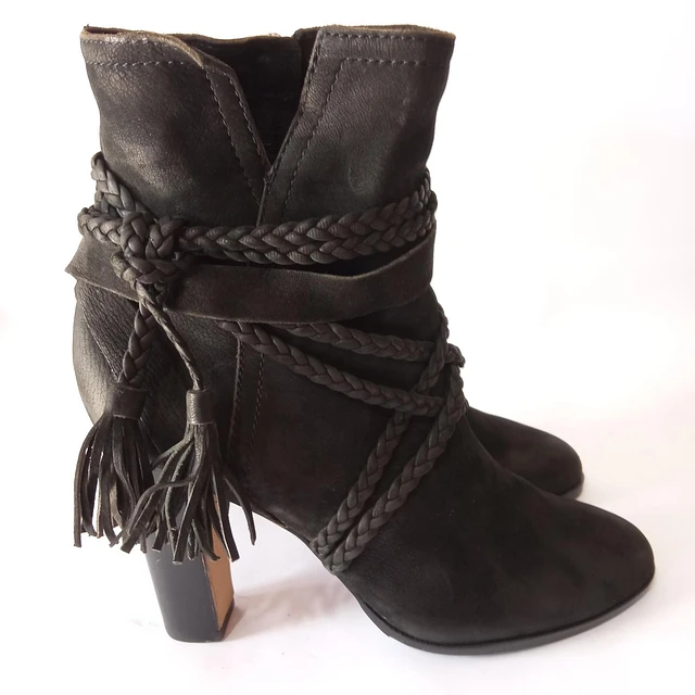 Vince Camuto , cuero , 39 2