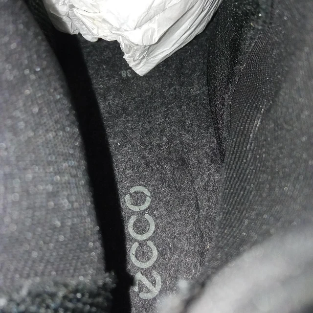 Ecco , cuero 37 5