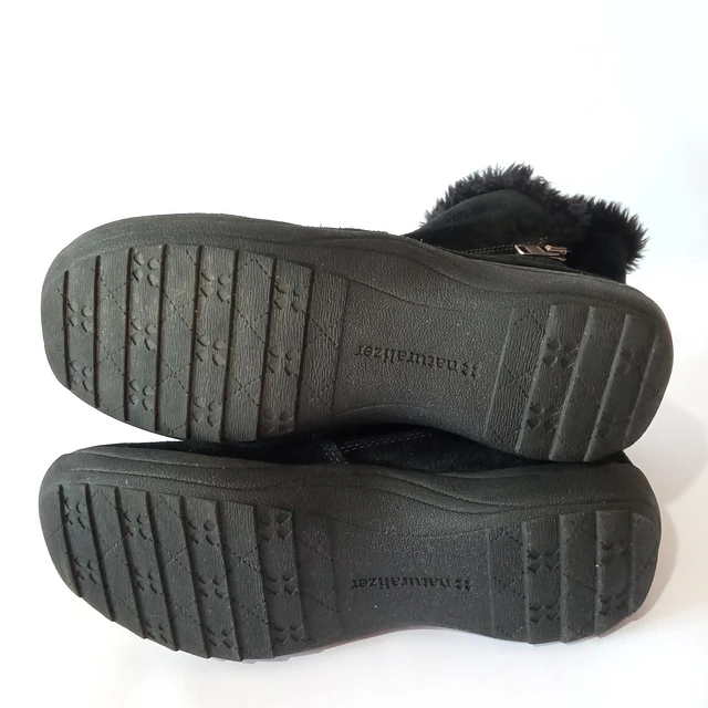 Naturalizer , reno , 36 7