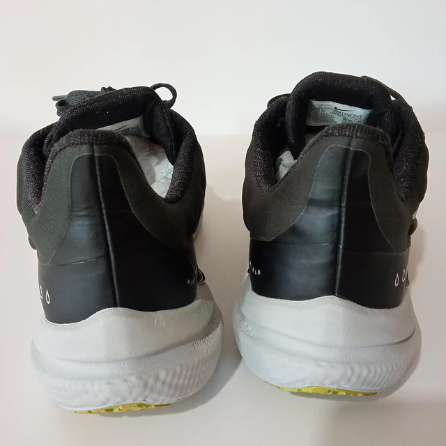 Nike Air Winflo 9 Shield , 39 4