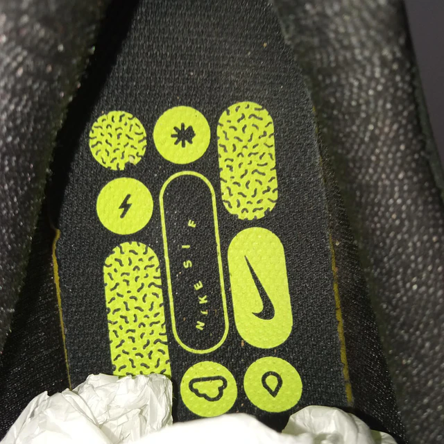 Nike Air Winflo 9 Shield , 39 8