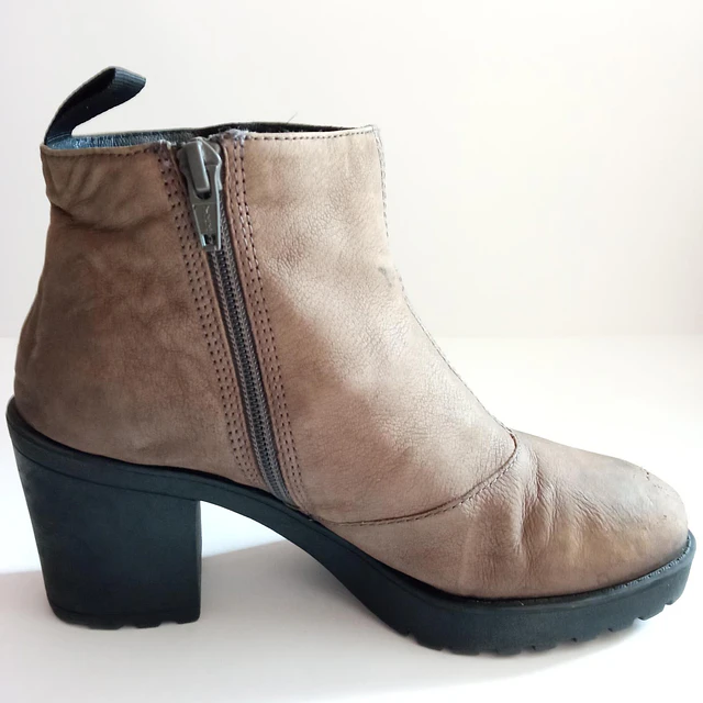 Vagabond , cuero , 36 2