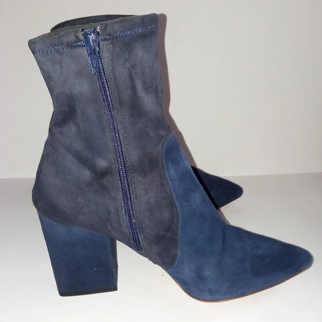 Loeffler Randall , 36 5