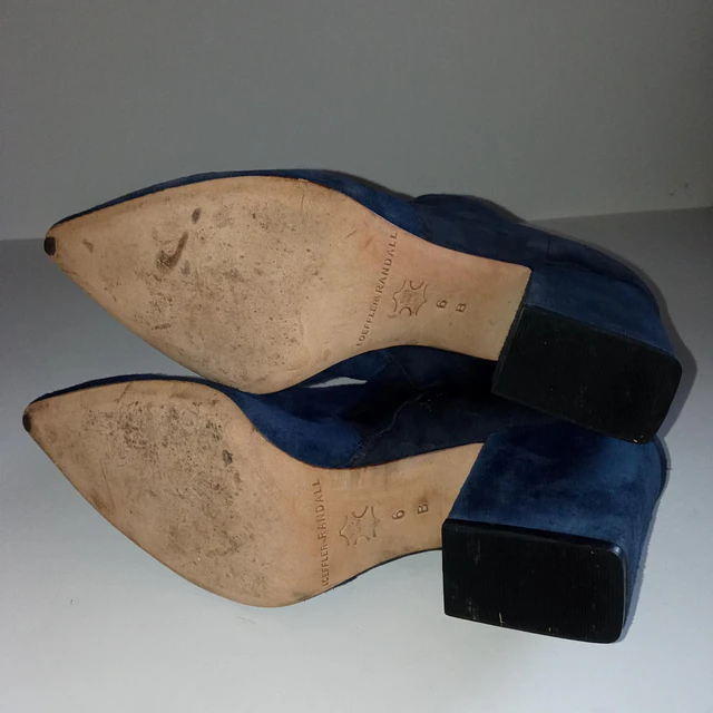 Loeffler Randall , 36 6