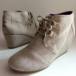 Toms , reno , 38