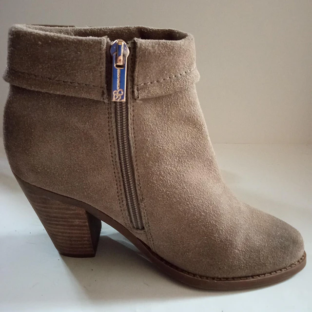 Jessica Simpson, reno ,36 5