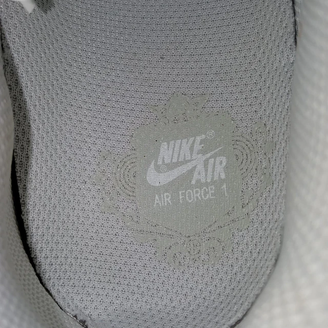 Nike Air Force 1 , 27,5 cm 10