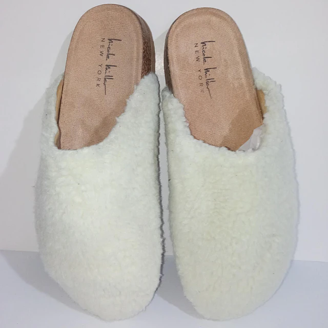 Nicole Miller , 39 2