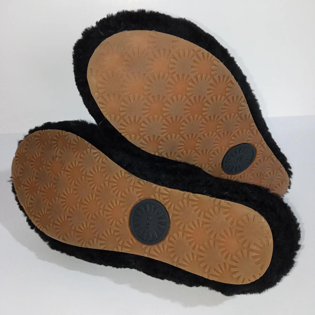 UGG Fluff Yeah , 37 5