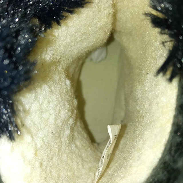 Muk Luks , 39 5