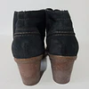 Clarks , reno ,37 3