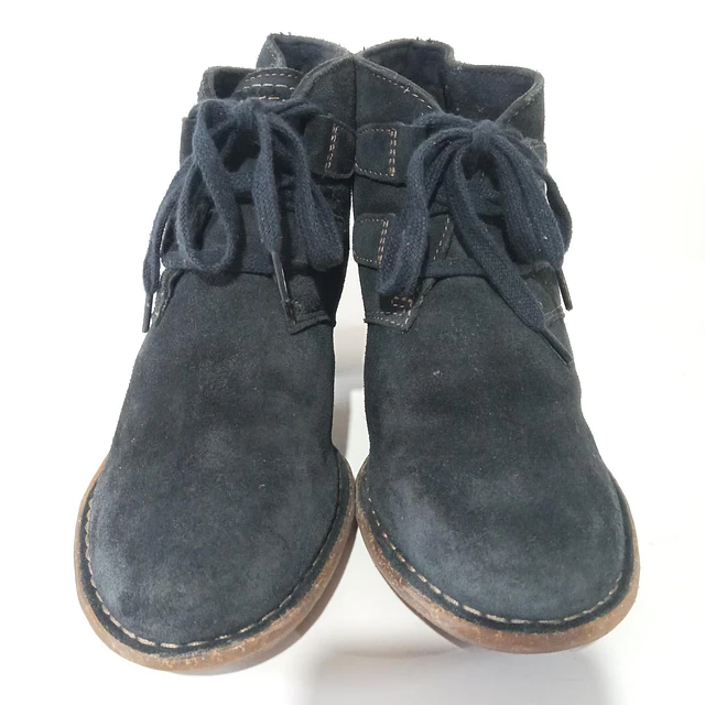 Clarks , reno ,37 5