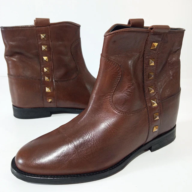 The Shoe box , cuero , 38 1