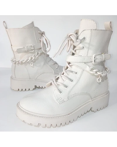 Guess , 36,5