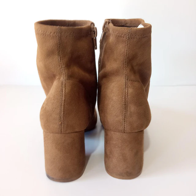 Nine west , 37 2
