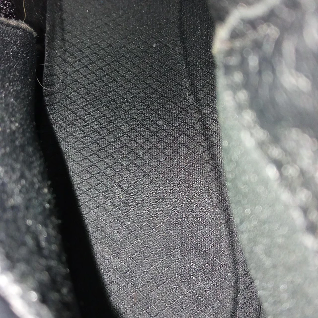 Skechers , 40 7