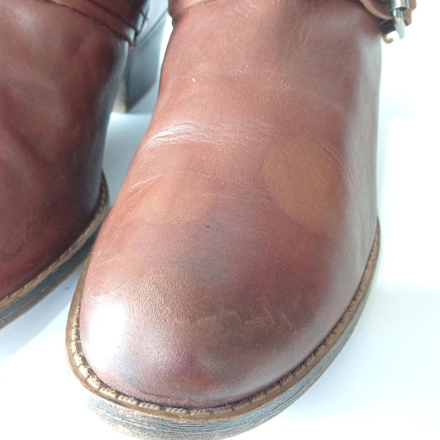 Kenneth Cole , cuero , 37,5 7