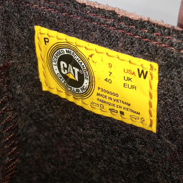 Caterpillar , cuero , 39 8