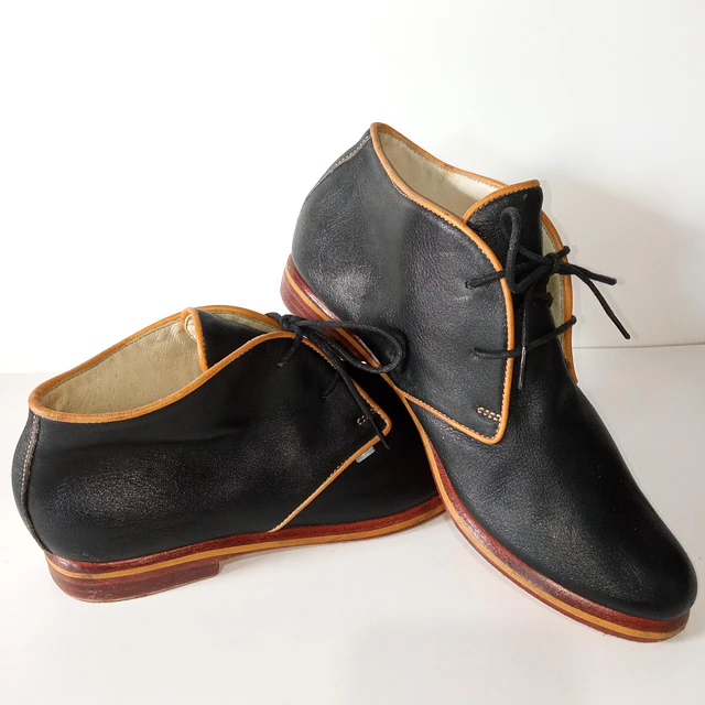La zapateria , cuero , 37  3