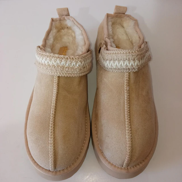 Beach , 39-40 4